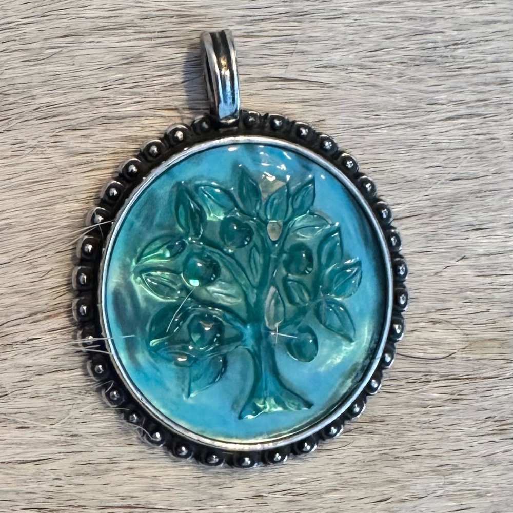 James Avery Retired Sculpted Tree of Life Pendant